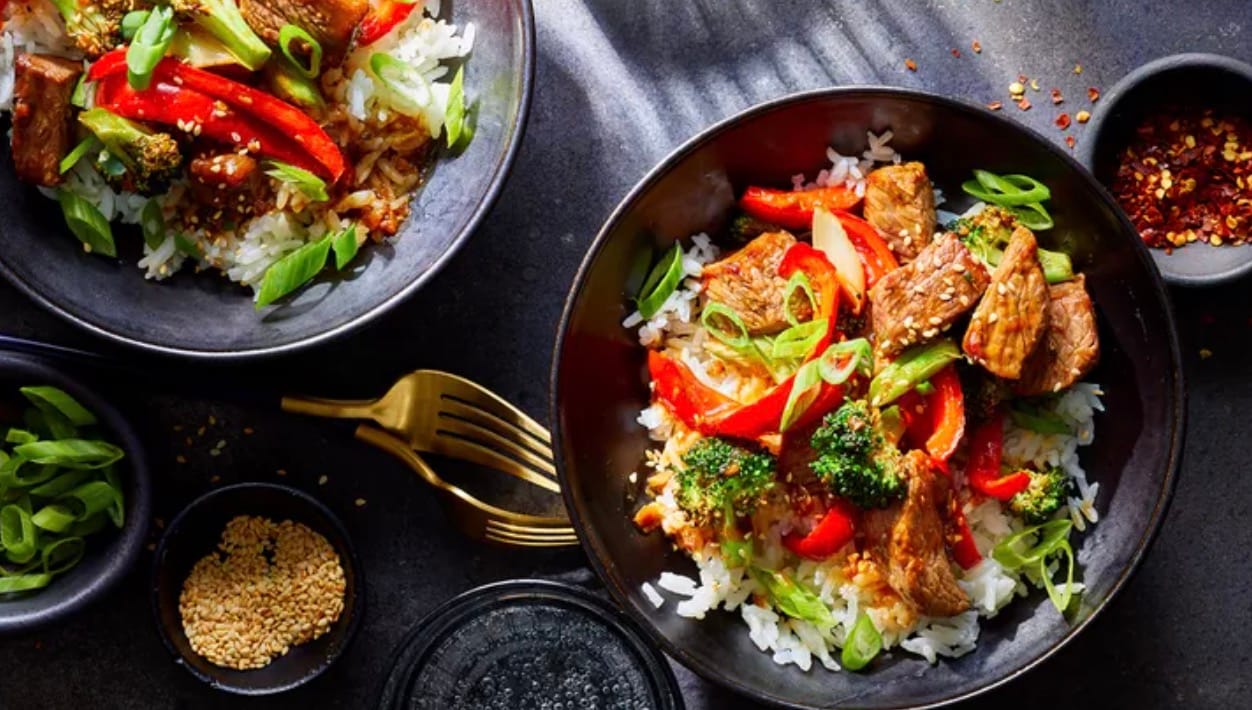 Keto Air Fryer Crispy Beef and Broccoli Stir-Fry